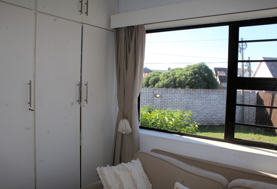 4 Bedroom Property for Sale in West Beach Eastern Cape